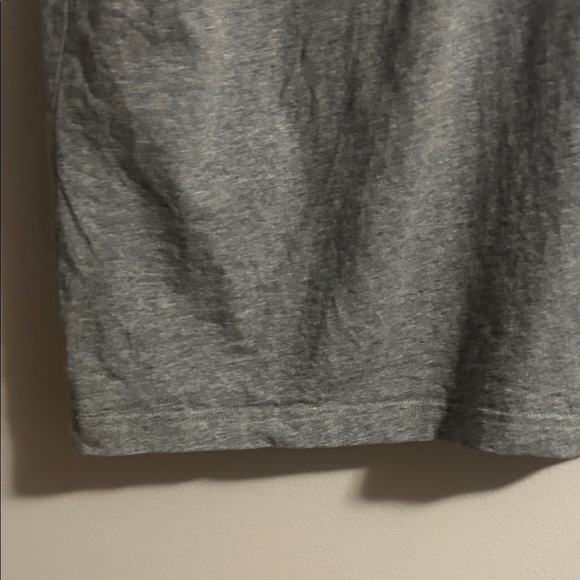 Banana Republic Charcoal Men's Tee - Picture 5 of 5